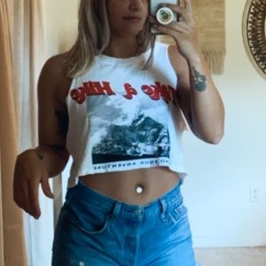 S take a hike crop tank